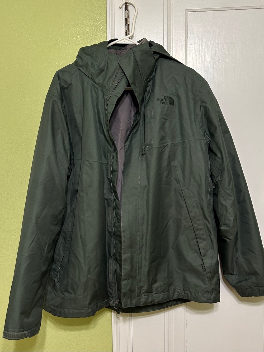 The North Face Men’s Triclimate Hooded Jacket - Dark Green